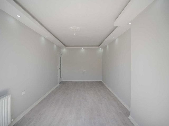 YENİDOĞAN'DA YAŞAM VADİSİNE YAKIN-KAPALI OTOPARKLI 2+1 DAİRE