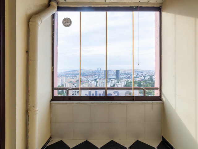 ERYAMAN 5. ETAP METRO YAKINI SARIGÜL SITESIN DE SATILIK 2+1 DAIRE