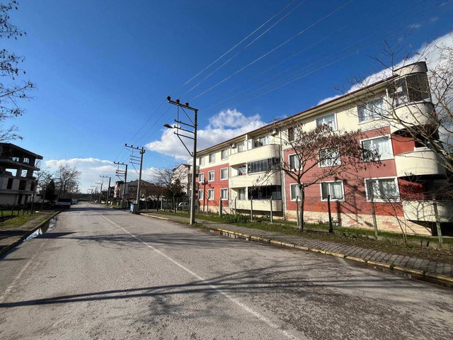 KARTEPE SUDEKS DORUKKENT 2'DE SATILIK 1+1 İÇİ TEMİZ ARAKAT DAİRE