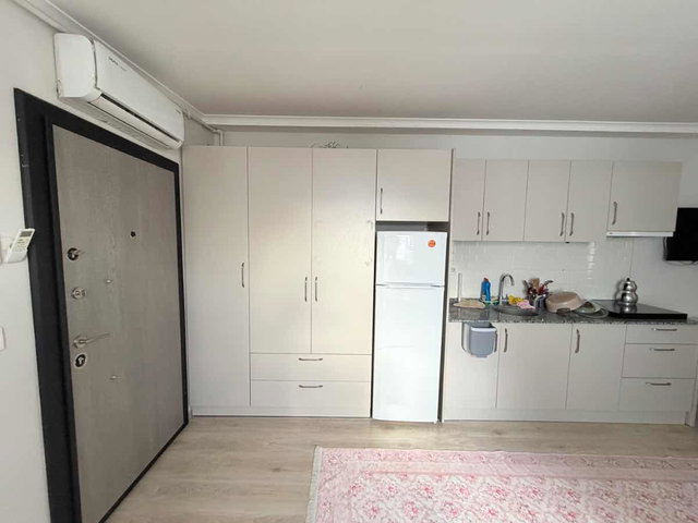 AHATLI ULUSOY CADDESİNDE 1+0 EŞYALI KİRALIK DAİRE