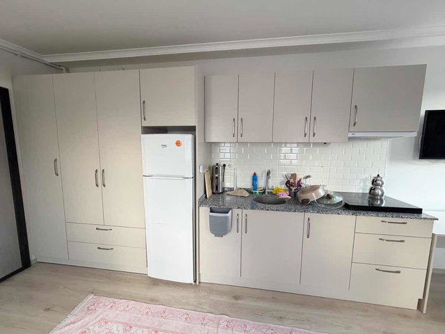 AHATLI ULUSOY CADDESİNDE 1+0 EŞYALI KİRALIK DAİRE