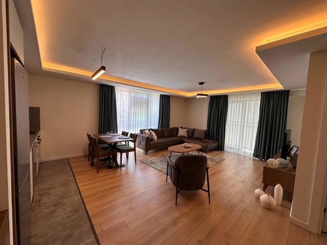 KAVAKLIDERE DE SIFIR LÜX MOBİLYALI 2+1 DAİRE