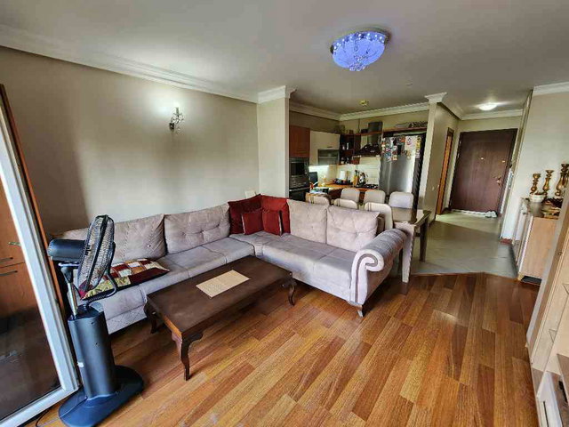 REMAX'TAN KENT PLUS SİTESİNDE SATILIK 1+1 DAİRE