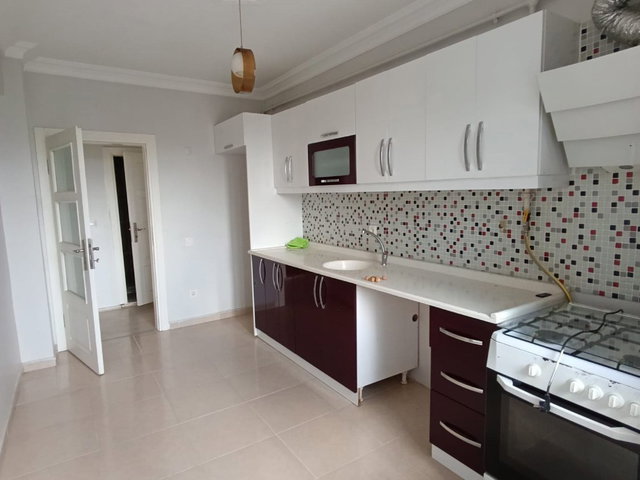 RE/MAX DREAM'DEN YAVUZ SULTAN SELİM'DE SATILIK ARAKAT DAİRE
