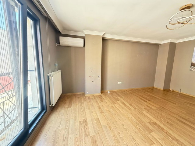 GEBZE HACIHALİL MAH. KIZILAY CAD. ÜZERİ 2+1 ARAKAT BOŞ DAİRE