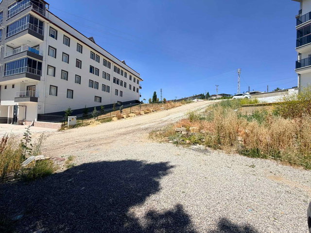 İNCEK TAŞPINAR MAH. EŞYALI SATILIK 2+1 DAİRE
