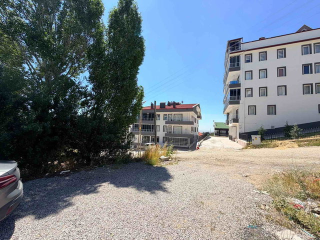 İNCEK TAŞPINAR MAH. EŞYALI SATILIK 2+1 DAİRE