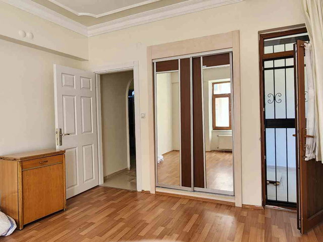REMAX DEN A.PAŞA SAFA SİTESİ 3+1 ARAKAT SATILIK DAİRE