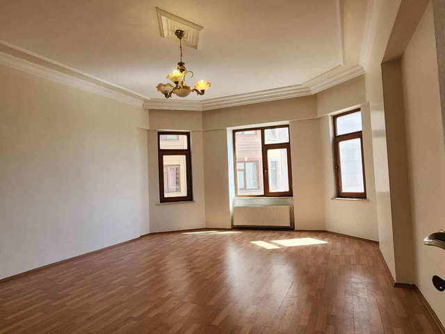 REMAX DEN A.PAŞA SAFA SİTESİ 3+1 ARAKAT SATILIK DAİRE