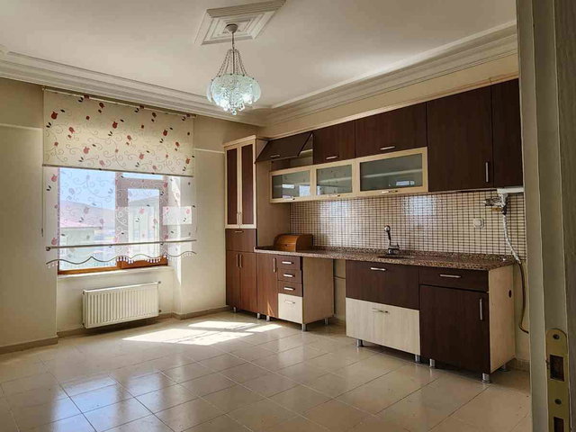 REMAX DEN A.PAŞA SAFA SİTESİ 3+1 ARAKAT SATILIK DAİRE