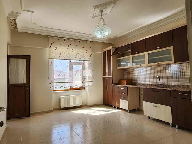 REMAX DEN A.PAŞA SAFA SİTESİ 3+1 ARAKAT SATILIK DAİRE