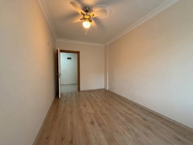 EYÜPSULTAN RAMİ YENİ MAHALLEDE 3+1 120 M² SATILIK DAİRE