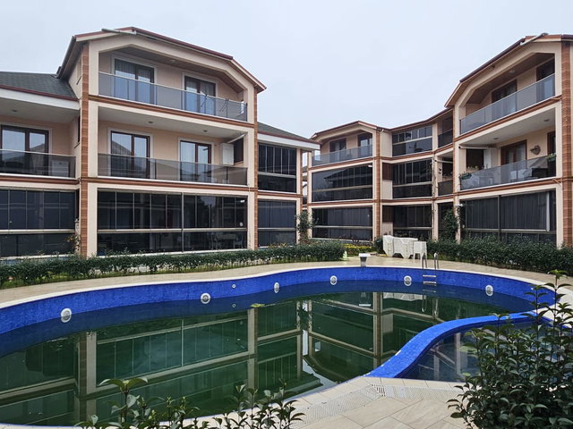 REMAX DREAM'DEN KERPE'DE SİTE İÇİ 1+1 EŞYALI SATILIK DAİRE
