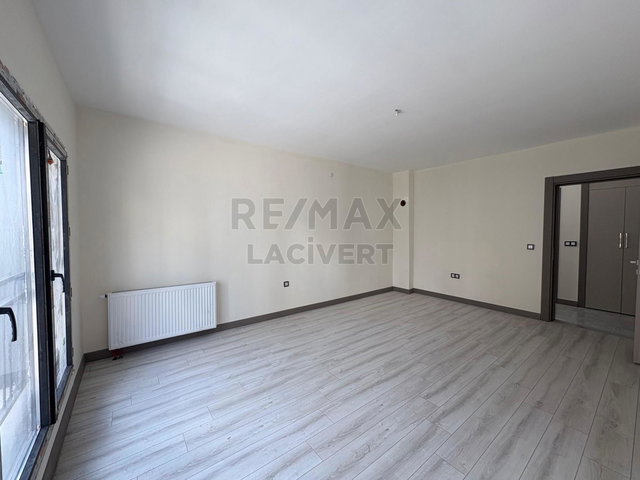 RE/MAX LACIVERT'TEN HILALKENT TOKILER'DE KIRALIK 2+1 DAIRE
