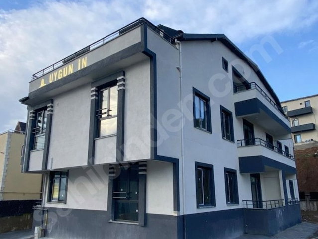 DERİNCE ÇINARLI'DA 3+1 DAİRE