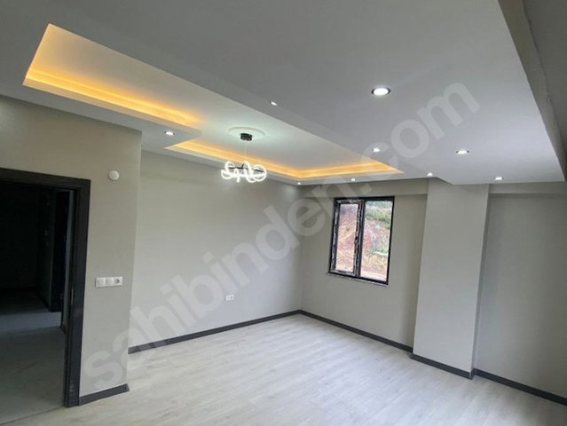 DERİNCE ÇINARLI'DA 3+1 DAİRE