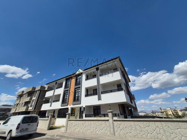 RE/MAX LACİVERT'TEN DADAŞKENT'TE EŞYALI KİRALIK 1+1 DAİRE