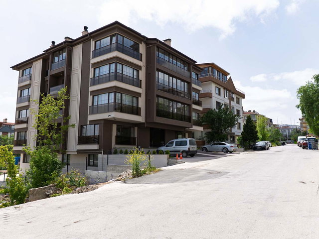 ORİON FLATS YÜKSEK GİRİŞ GENİŞ SIFIR MOBİLYALI 1+1 DAİRE