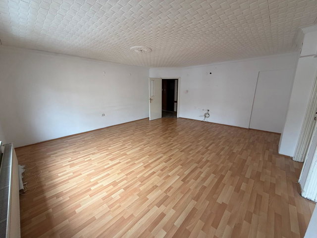 TÜRKÖZÜ'NDE CADDE YAKINI 4+1 DUBLEKS KİRALIK DAİRE