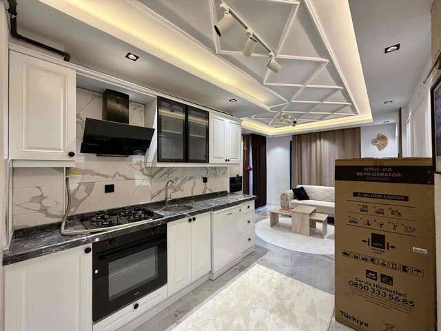 ATAKUM KÖRFEZ’DE TRAMVAYA YAKIN LÜKS EŞYALI 1+1 DAİRE