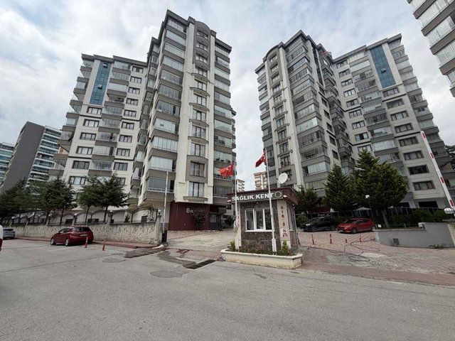 SAMSUN İLKADIM’DA 4+1 | 188 M² NET | 3. KAT | BALKONLU, KREDİYE UYGUN GENİŞ DAİRE