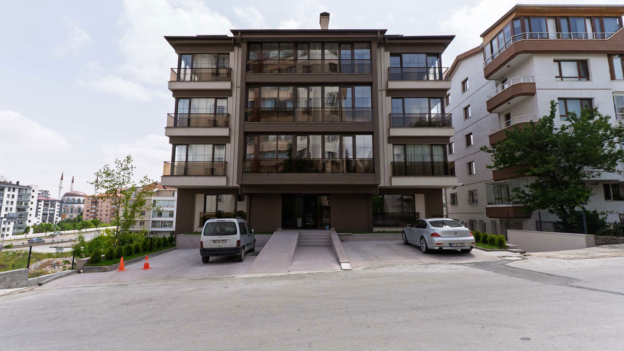 ORİON FLATS 3. KAT KÖŞE MOBİLYALI 1+1 DAİRE