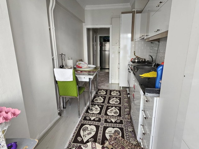 REMAX İLKE'DEN GÜRCÜKAPI EMEK APT 'DA 3+1 SATILIK DAİRE