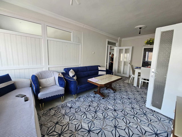 REMAX İLKE'DEN GÜRCÜKAPI EMEK APT 'DA 3+1 SATILIK DAİRE