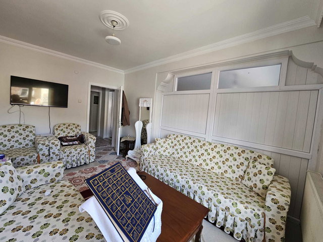 REMAX İLKE'DEN GÜRCÜKAPI EMEK APT 'DA 3+1 SATILIK DAİRE