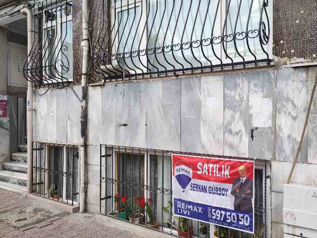 FATİH ÇARŞAMBA’NIN EN İŞLEK NOKTALARINDAN BİRİNDE  ÇUKURBOSTAN KARŞISI 2+1 SATILIK DAİRE