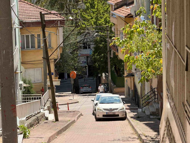 ÇARŞININ KALBİNDE | HACIHASAN MAH. GİRİŞ KATTA 3+1 FIRSAT DAİRE