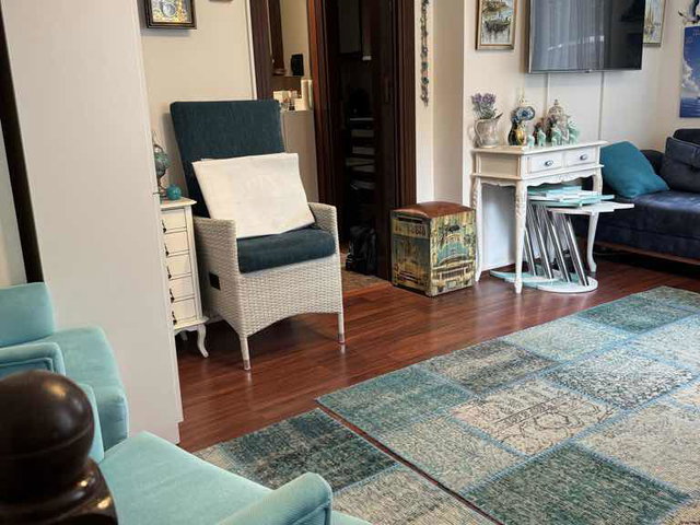 BAĞDAT CADDESİ VARDAR SOKAKTA SATILIK KUPON DUBLEX DAİRE