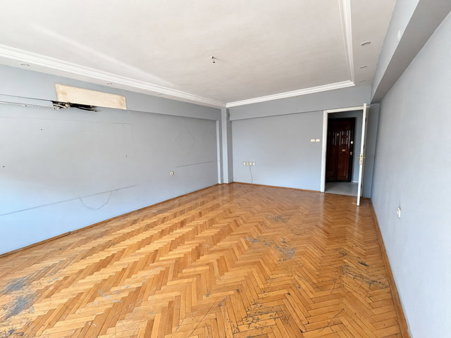 KARABAĞLAR METİN OKTAY MAHALLESİNDE 150 M² 4+1 KİRALIK DAİRE