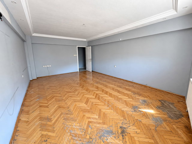 KARABAĞLAR METİN OKTAY MAHALLESİNDE 150 M² 4+1 KİRALIK DAİRE