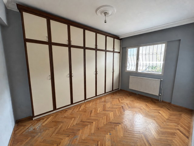KARABAĞLAR METİN OKTAY MAHALLESİNDE 150 M² 4+1 KİRALIK DAİRE