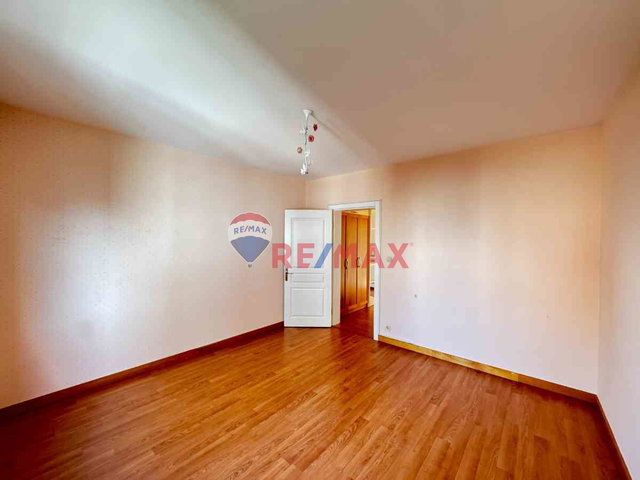 RE/MAX GELİŞİM'DEN YEŞİLKENT SİTESİ MAVİKENT BLOKLARI KİRALIK