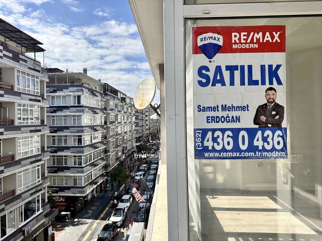 SAMET'TEN ÇIFTLIK CADDESI'NE CEPHE SATILIK DAIRE