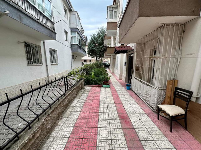 ÇANKAYA BAYRAKTAR’DA 2.5+1 | GİRİŞ KAT | GÜNEY-BATI CEPHELİ | KREDİYE UYGUN