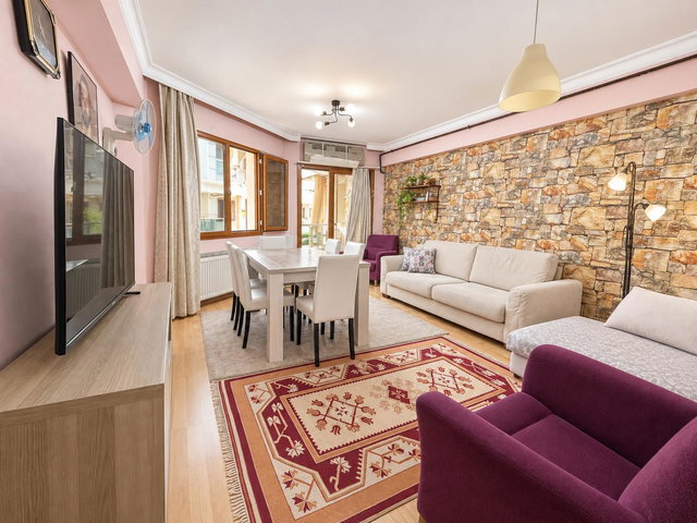ŞEMIKLER’DE 90 M² 2+1 | KAPALI OTOPARK + 14 YAŞINDA + İZBAN YAKINI