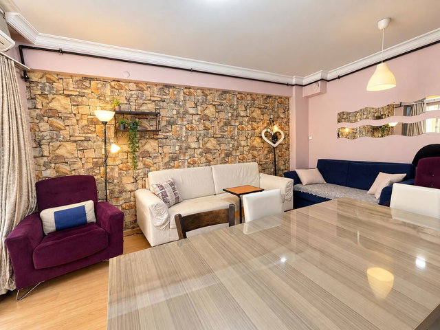 ŞEMIKLER’DE 90 M² 2+1 | KAPALI OTOPARK + 14 YAŞINDA + İZBAN YAKINI