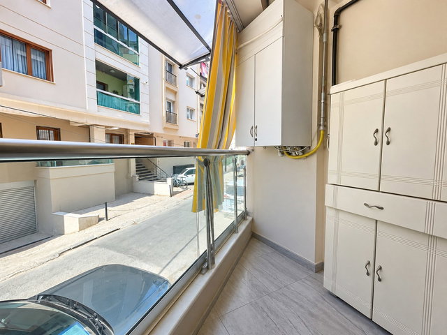 ŞEMIKLER’DE 90 M² 2+1 | KAPALI OTOPARK + 14 YAŞINDA + İZBAN YAKINI