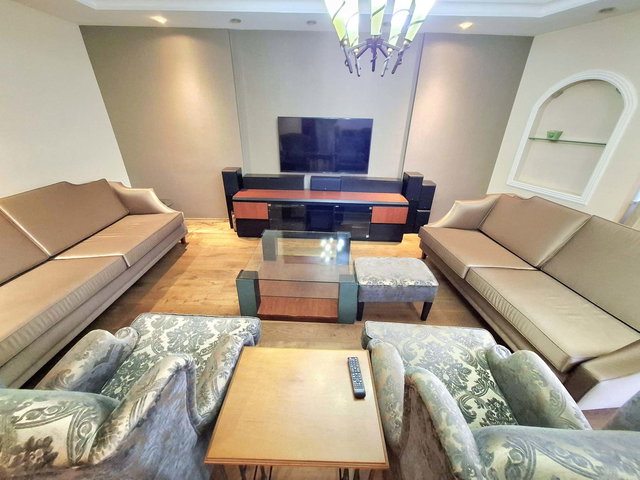 ŞİŞLİ SIRACEVİZLER CADDESİ ÜZERİNDE  ASANSÖRLÜ  EŞYALI  KİRALIK  4+1 ARA KAT DAİRE