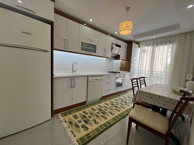 RE/MAX İNCİ'DEN KARESİ 1.ORUÇGAZİ MAH. KİRALIK EŞYALI 2+1 DAİRE