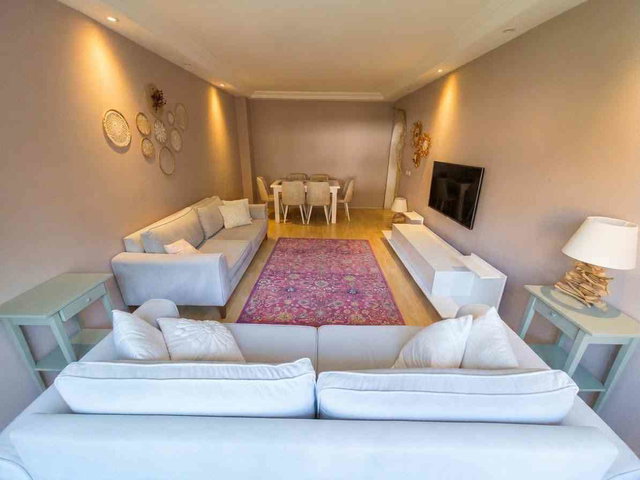 İSTİNYE BOĞAZİÇİ SİTESİ D BLOK 3+1 BAKIMLI DAİRE