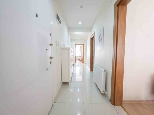 SAYA YOLU ÜZERİNDE ÖZEL TASARIM ARAKAT 3+1 DAİRE