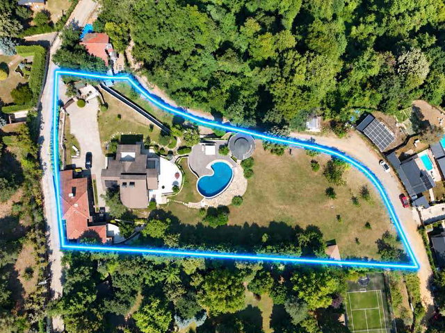SAPANCANIN 4890M2 ARSA IÇINDE EŞSIZ MANZARALI ÖZEL MALIKANESI