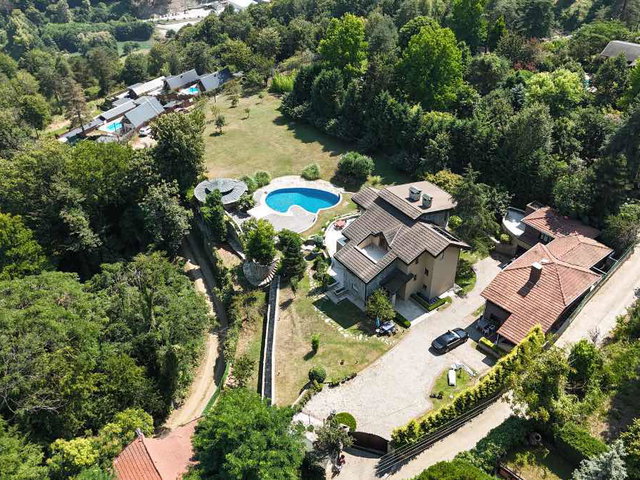 SAPANCANIN 4890M2 ARSA IÇINDE EŞSIZ MANZARALI ÖZEL MALIKANESI