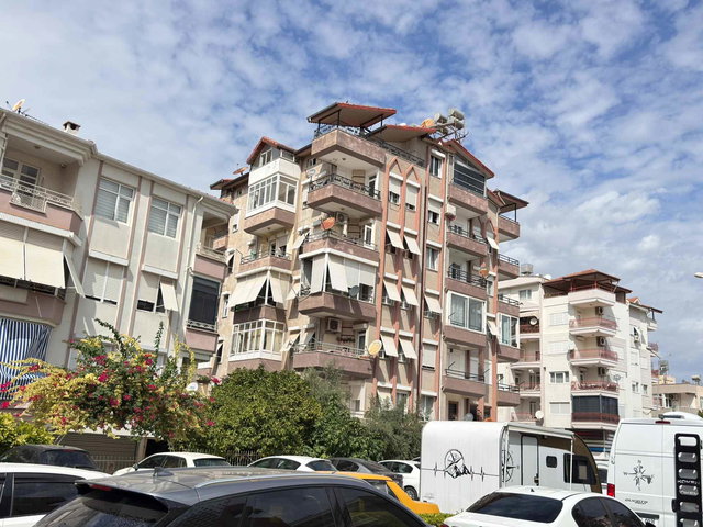 ESKİHİSAR MAHALLESİ GÜLLÜK CAD.KİRALIK ASANSÖRLÜ 4+1 DUBLEKS