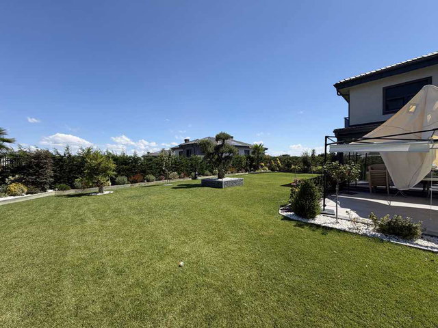 BÜYÜKÇEKMECE TEPEKENT SİTESİ TWINPARK EVLERİ LÜKS 4+1 İKİZ VİLLA