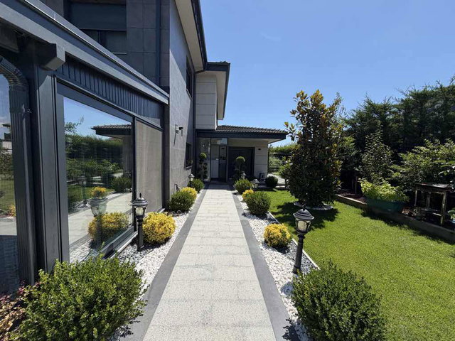 BÜYÜKÇEKMECE TEPEKENT SİTESİ TWINPARK EVLERİ LÜKS 4+1 İKİZ VİLLA